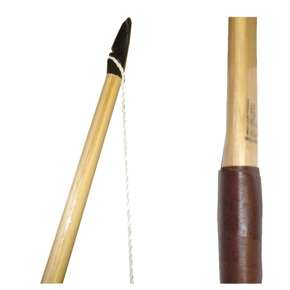 A Bickerstaffe English Longbow Numbered R102105, 40lb Draw, Complete